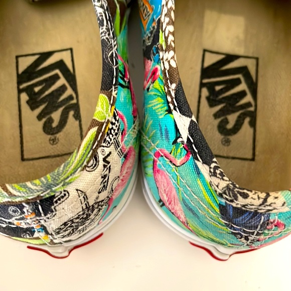 VANS•FLAMINGO•PIRATE SKULL•DINOSAUR•WOMENS 6 / MENS 4.5 - Picture 7 of 8